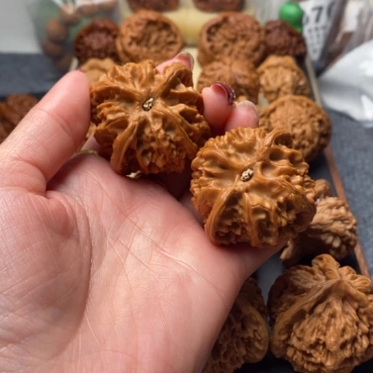 文玩核桃吊坠全品44➕苹果精品