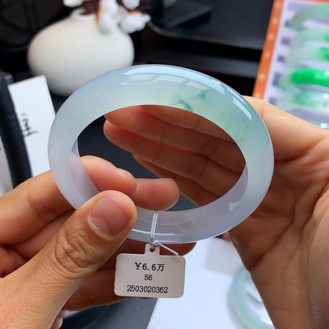 未镶嵌手镯翡翠56冰飘花正圈