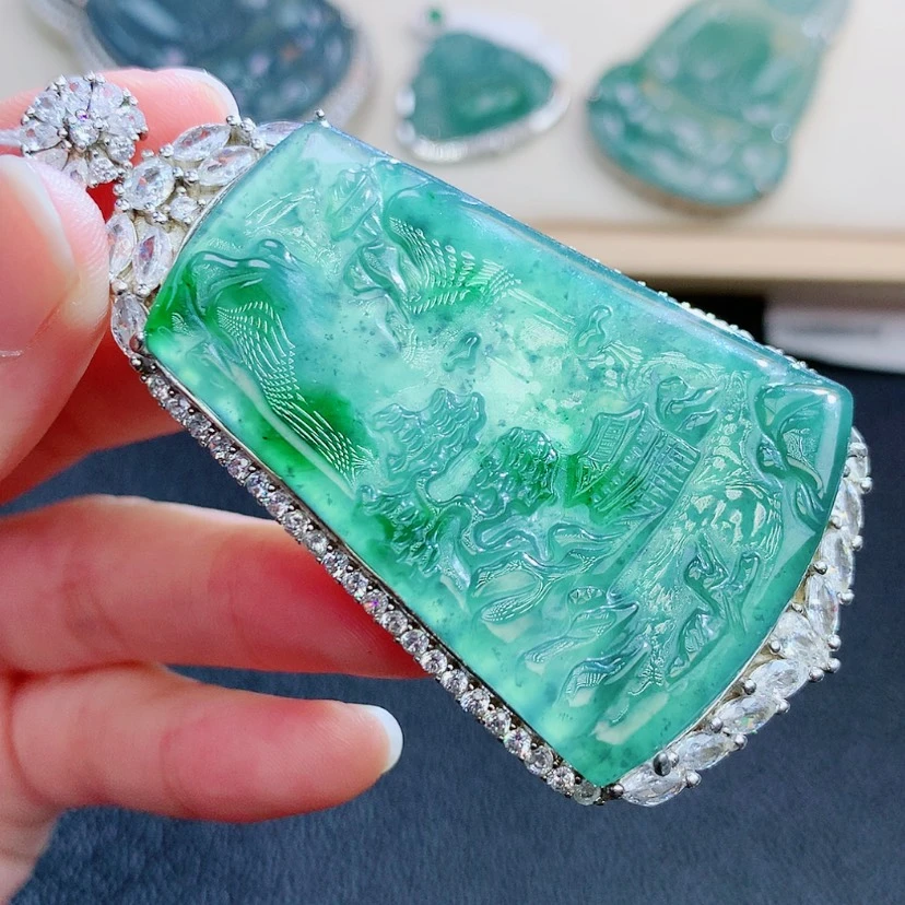 【闪购商品】翡翠颈饰银S925镶嵌翡翠