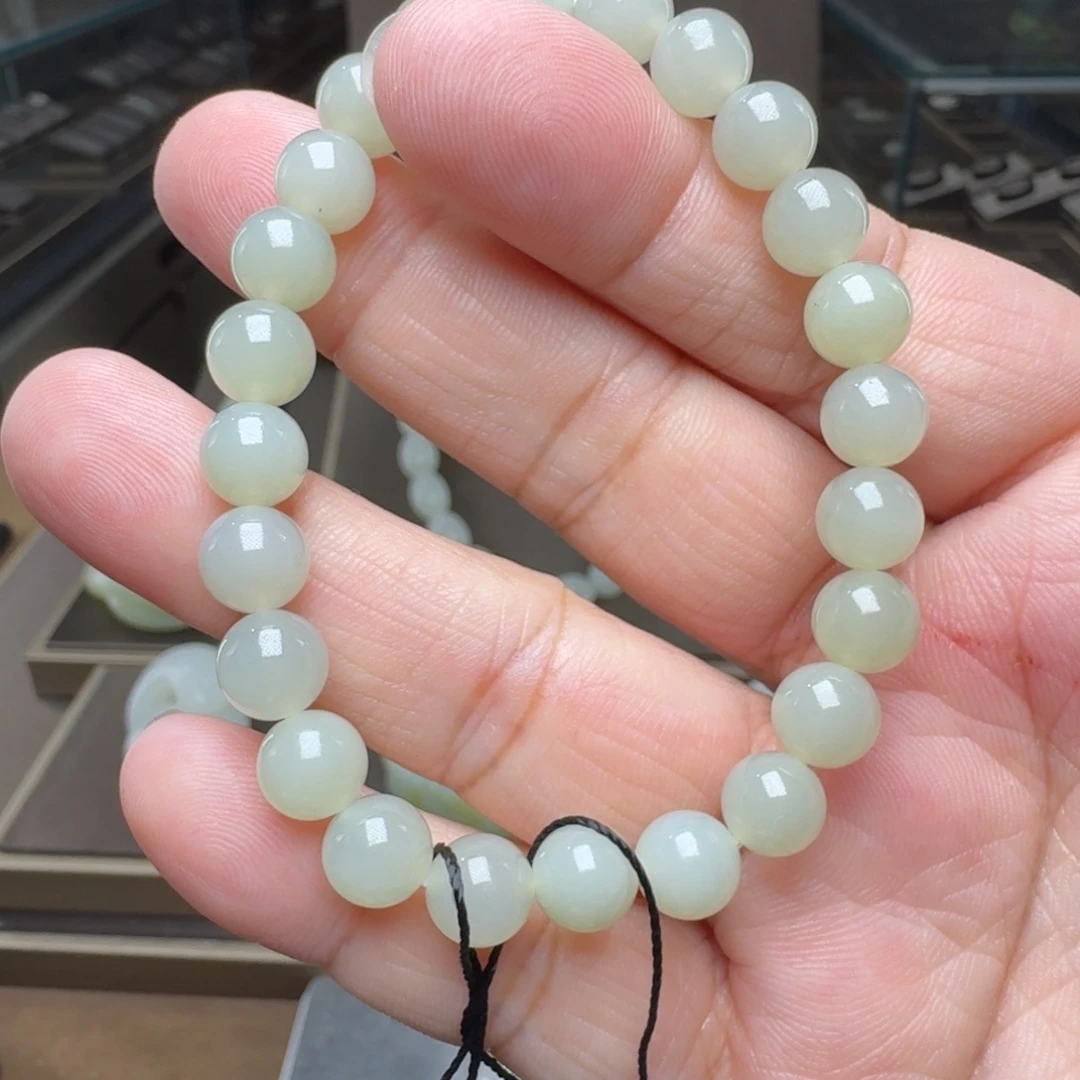 六***克和田玉未镶嵌挂件