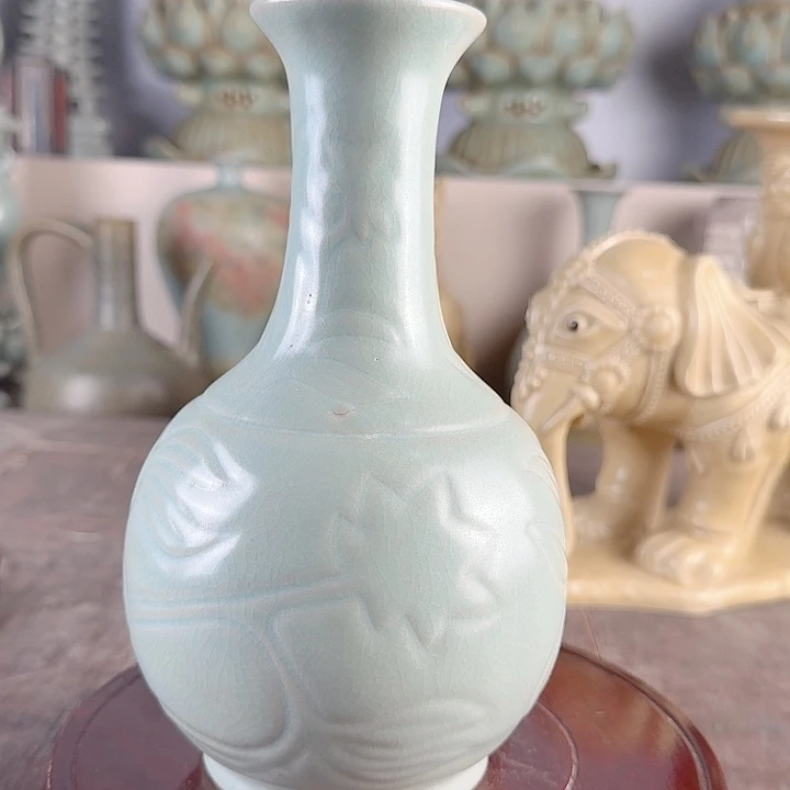 汝窑鹅颈瓶品相完美