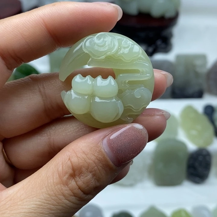 和田玉（碧玉）未镶嵌颈饰69