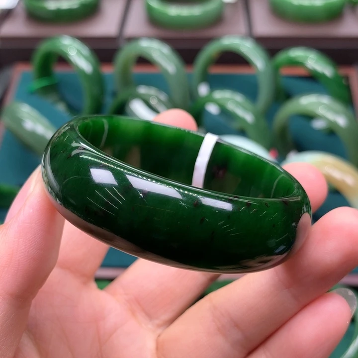 未镶嵌手镯和田玉（碧玉）