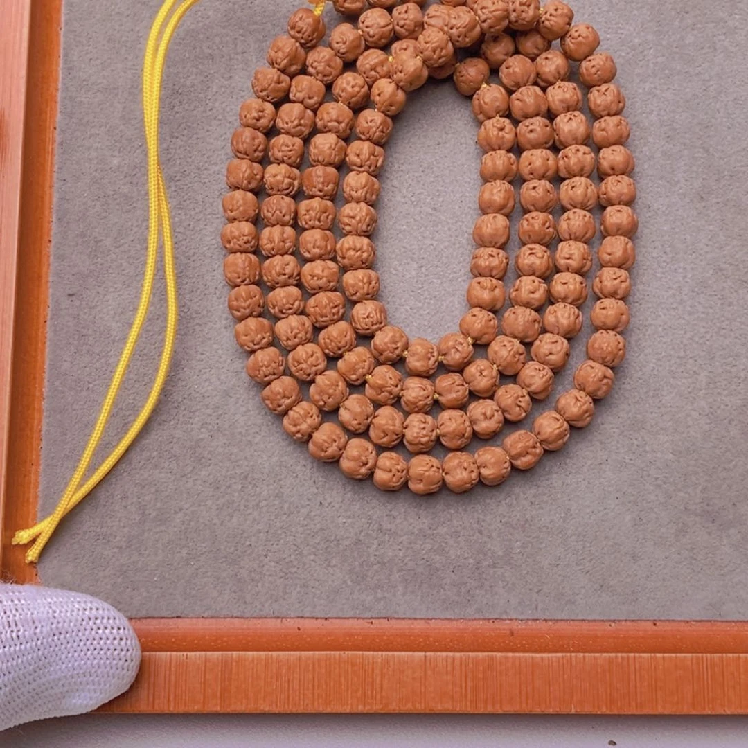 小***兔金刚菩提吊坠头挑佛手