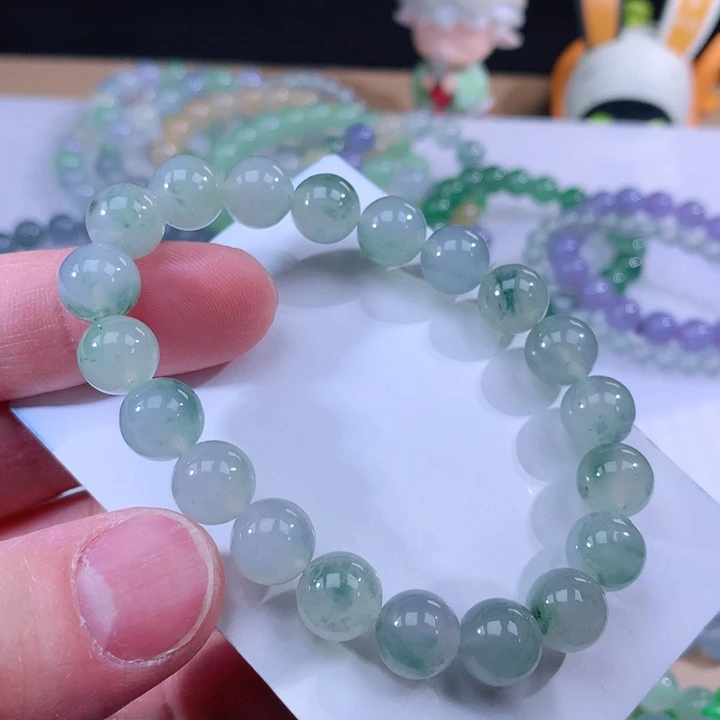 翡翠手链未镶嵌翡翠