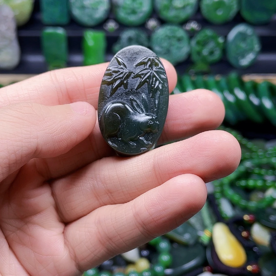 和田玉未镶嵌珠宝奇石