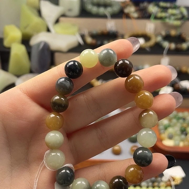 和田玉（糖玉）未镶嵌手链