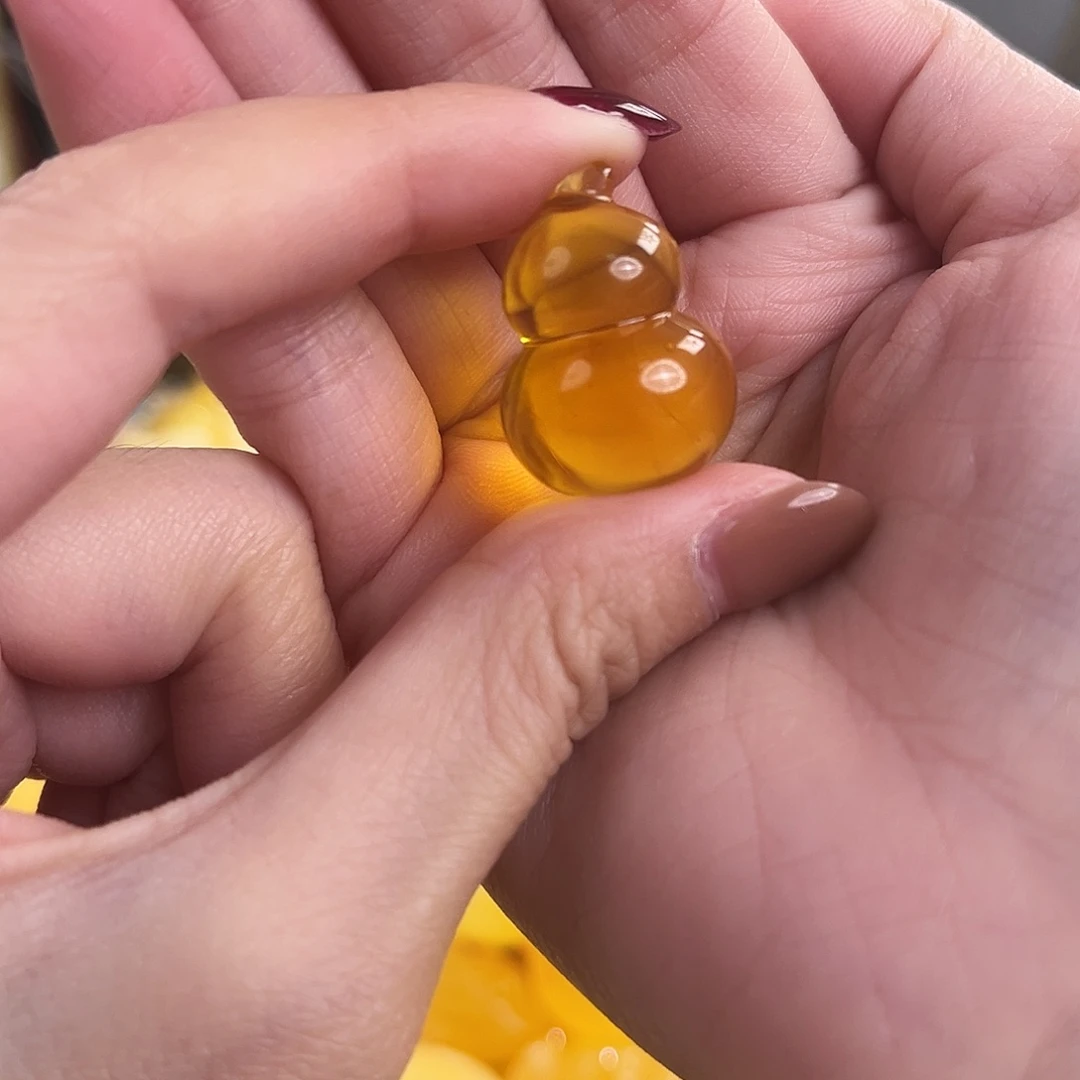 裸石琥珀未镶嵌晨金珀俄料葫芦