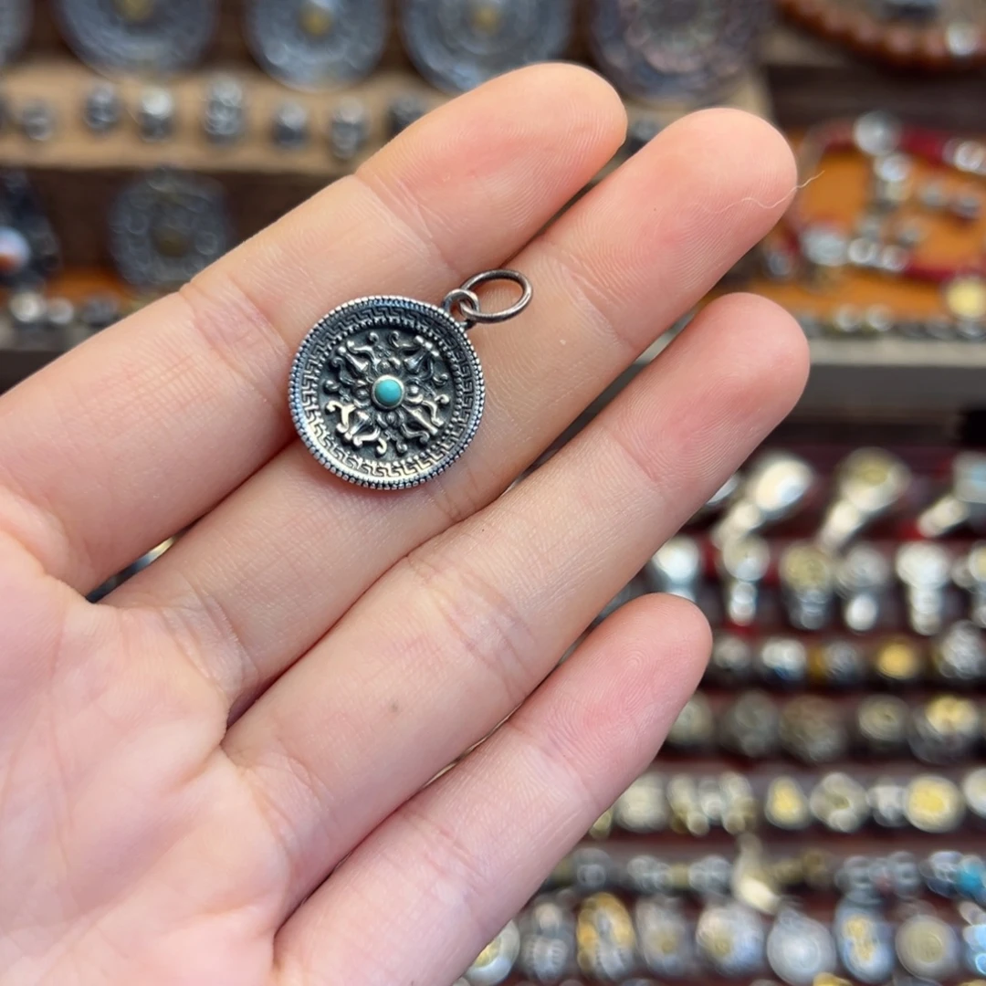 玻璃足银搭配示范