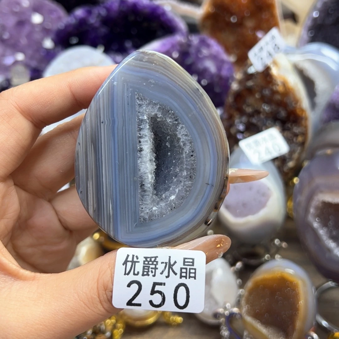 未镶嵌大型摆件（非配饰）紫晶250