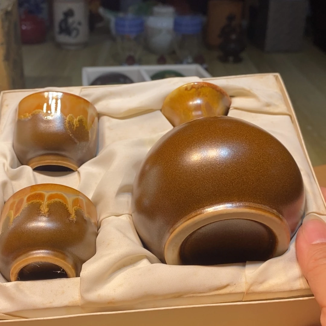 恶**使易雅集工艺品有限公司