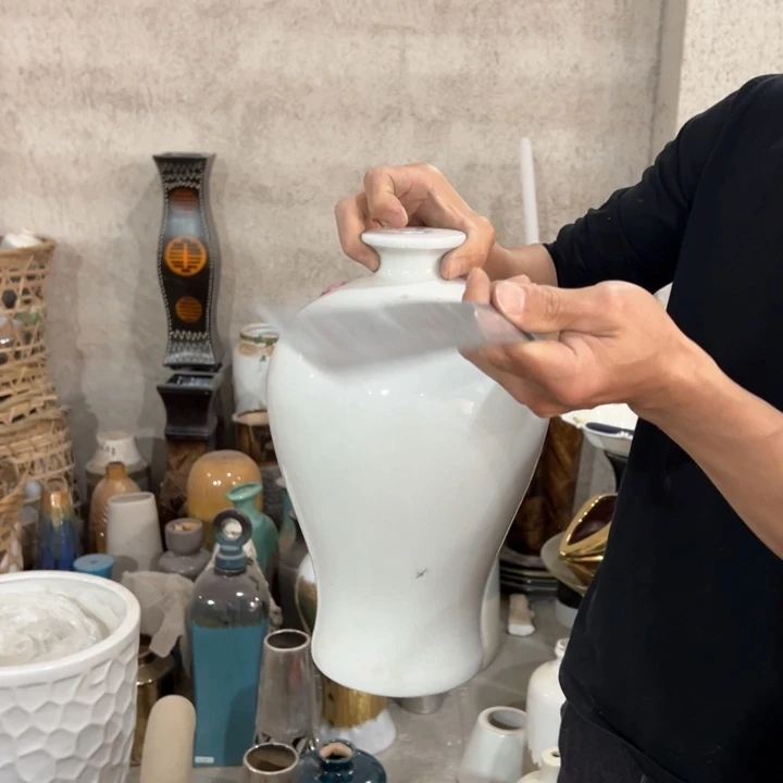 瓶高度33厘米宽度20厘米微瑕捡漏上下孔