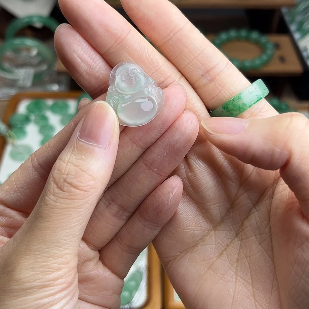 石英质玉（非洲翠）未镶嵌吊坠(不含链)佛公吊坠