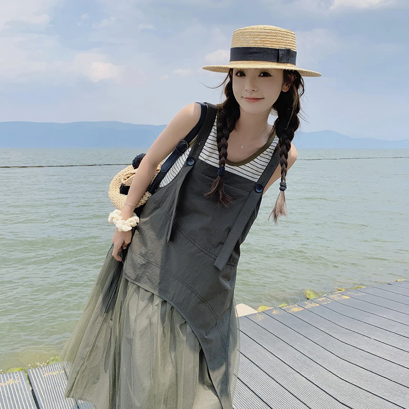 韩系慵懒风设计感拼接背带裙女2025夏季新款流行小个子百搭连衣裙