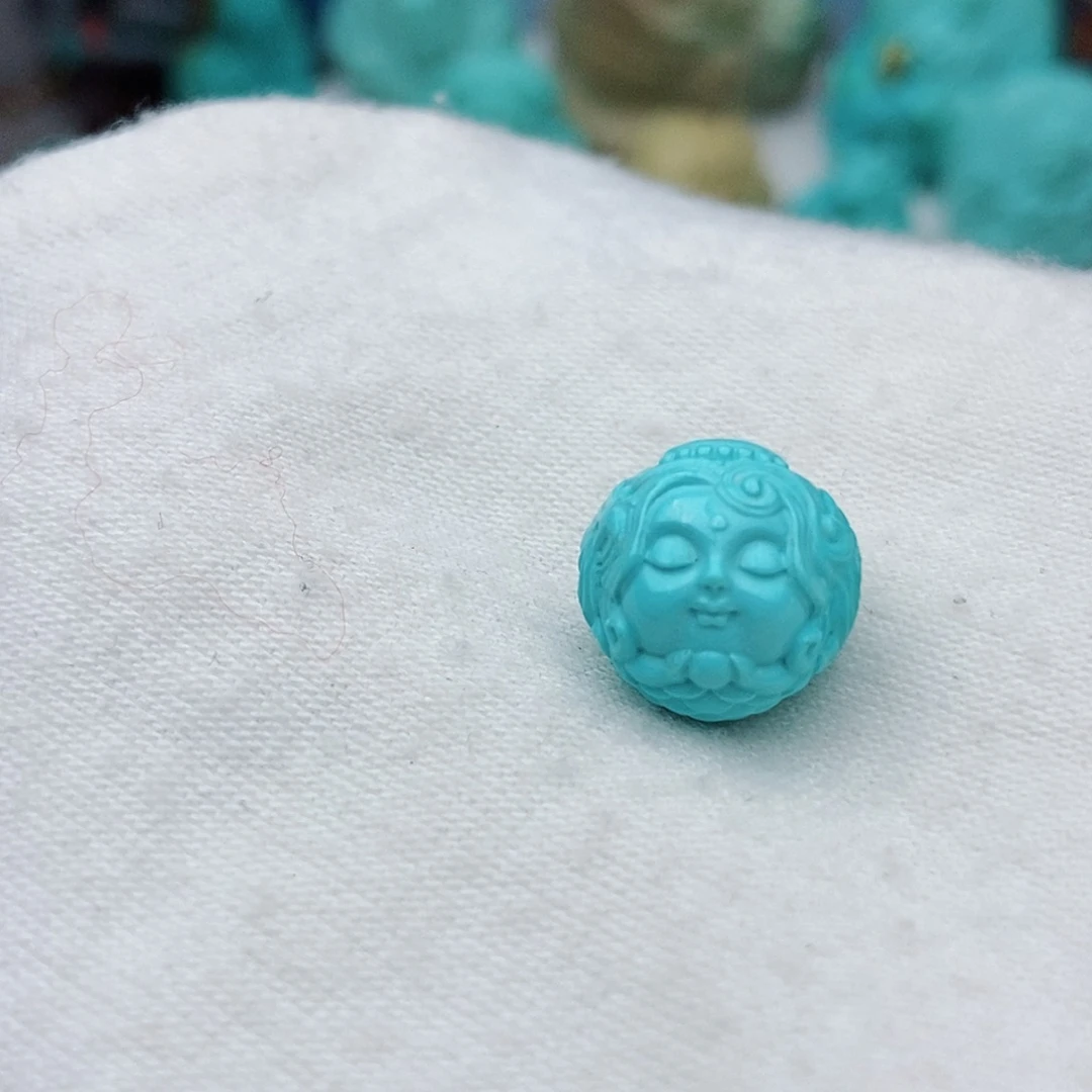 绿松石未镶嵌颈饰