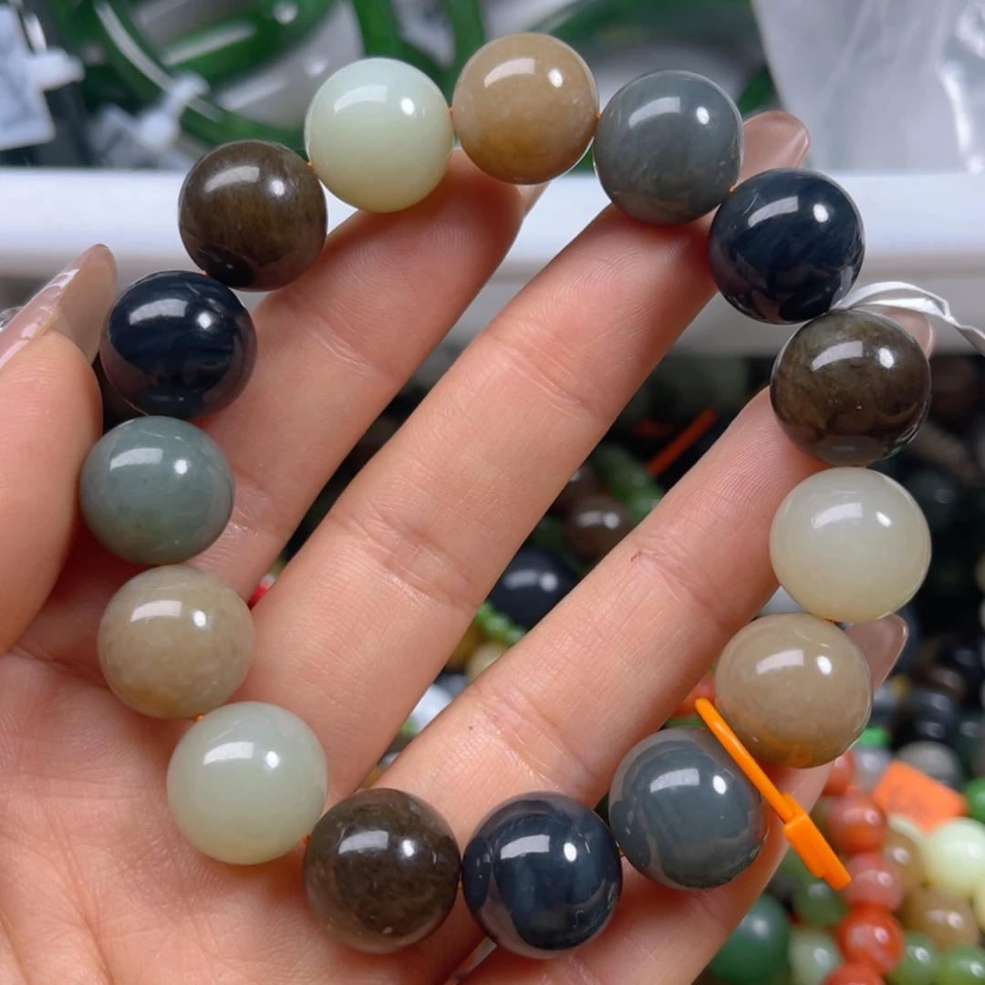 和田玉未镶嵌手链