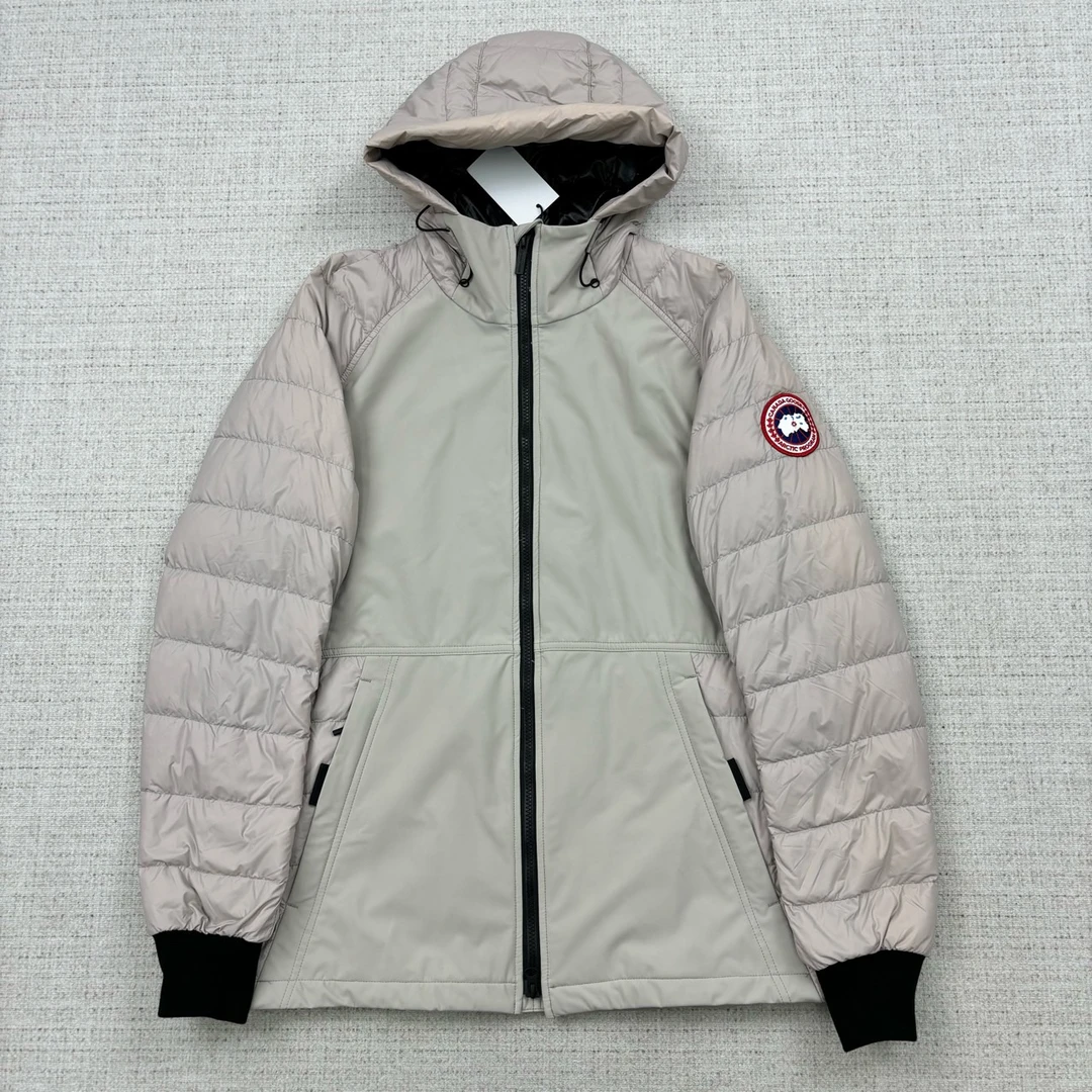 99新 CANADA GOOSE HyBridge系列 绗缝徽标连帽羽绒服/尺码L/8103