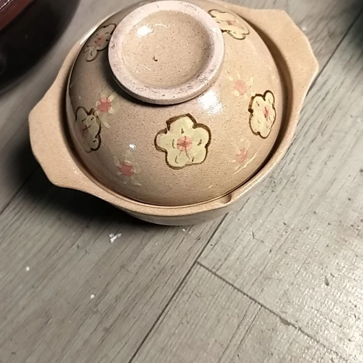 盘瓷片陶瓷杯盘壶碗都有