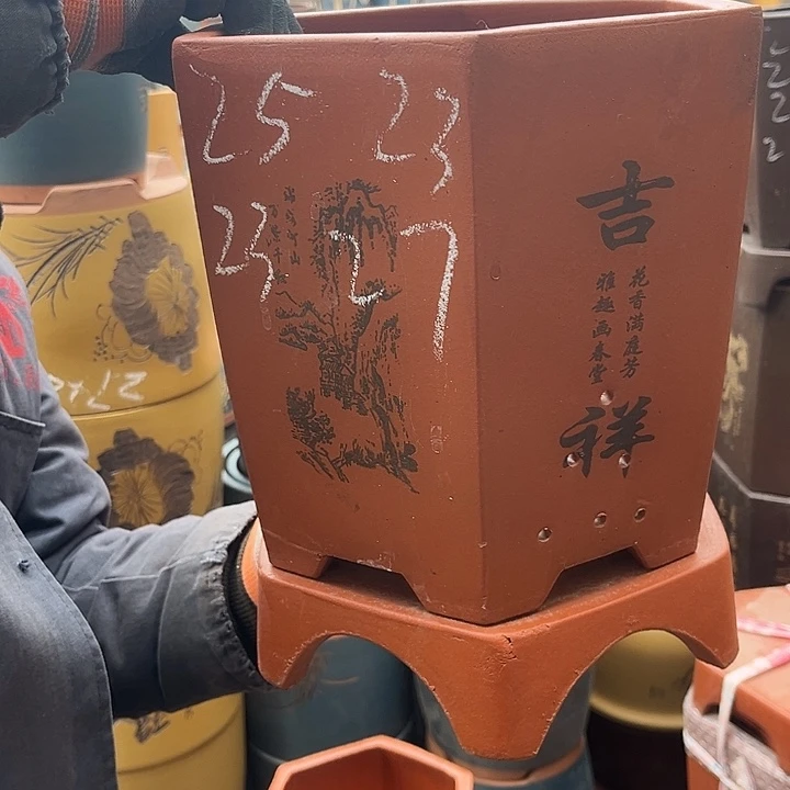 紫砂紫砂花盆也在