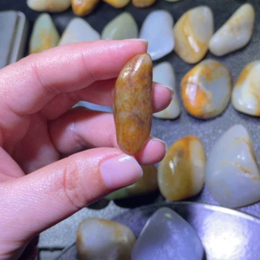 【闪购商品】颈饰未镶嵌和田玉