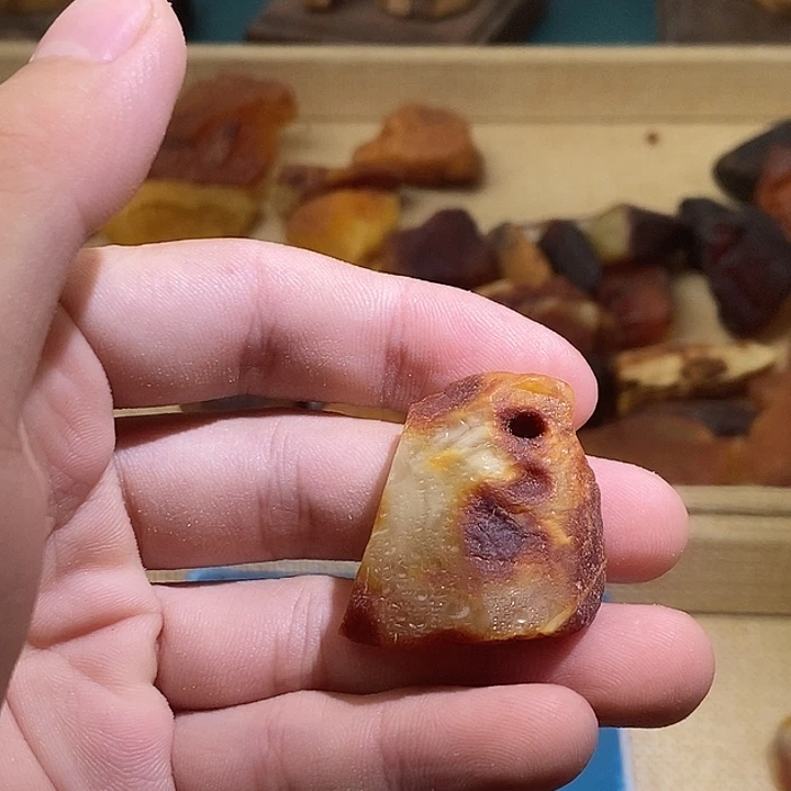 裸石琥珀未镶嵌蜜蜡