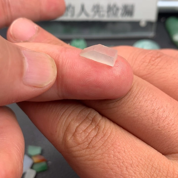 未镶嵌定制翡翠材料定制