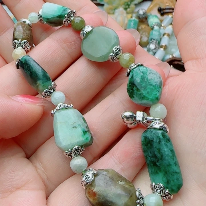 翡翠未镶嵌颈饰天然A货27