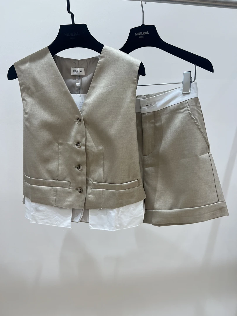 休闲无袖单排扣V领上衣短裤套装FH2301611-611