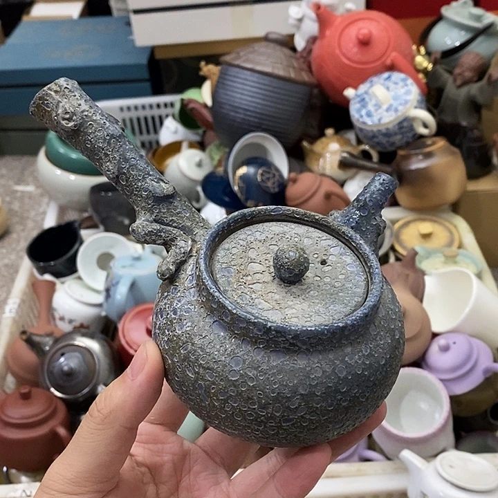 陶瓷艺术品及陶瓷壶壶