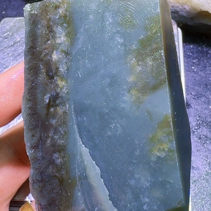 未镶嵌和田玉（糖玉）珠宝半成品