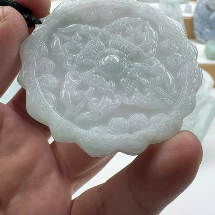 翡翠未镶嵌颈饰天然缅甸A货翡翠