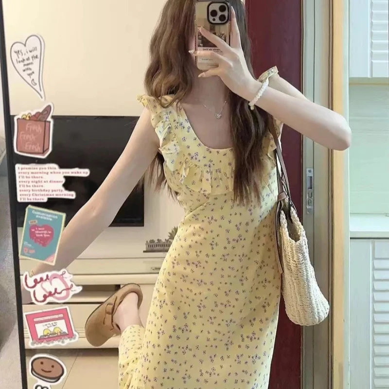 【绿-黄可选】甜美温柔气质方领碎花连衣裙女新款设计感荷叶边A字裙