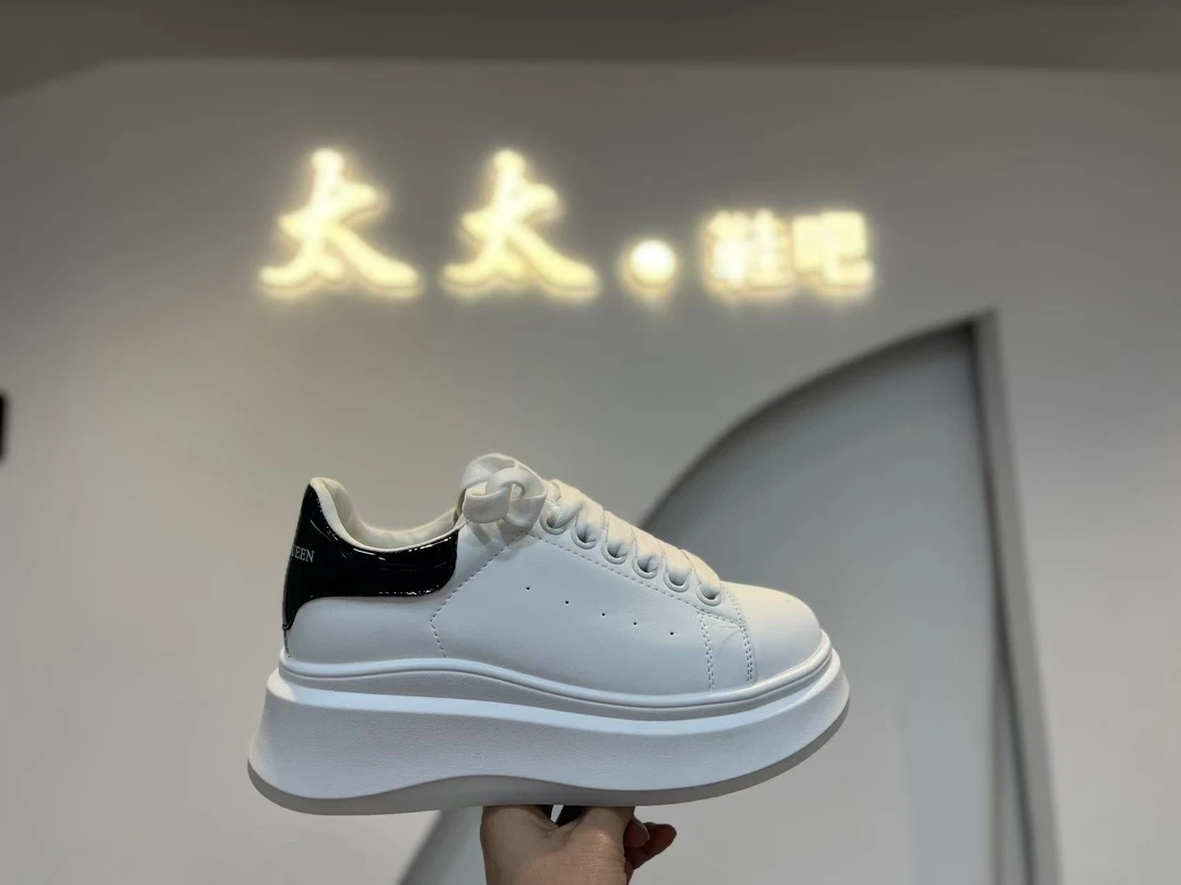 休闲百搭鞋小白鞋
