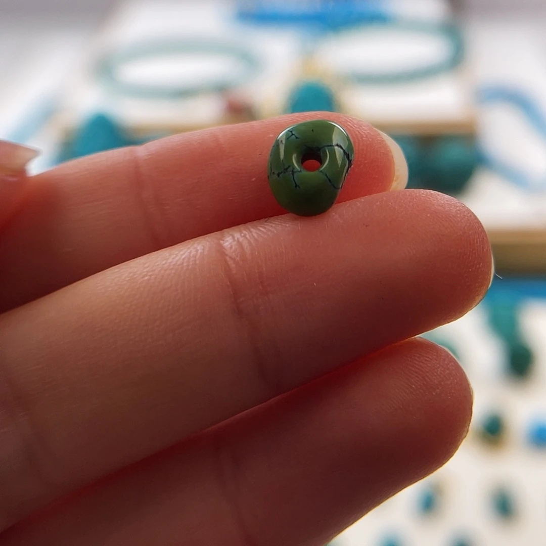 绿松石未镶嵌把件