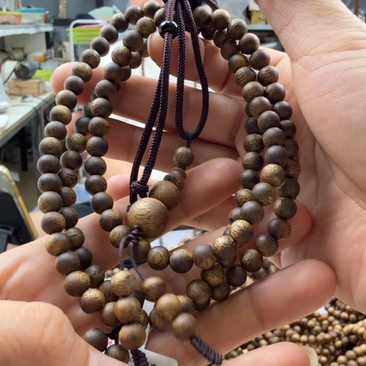 甜***)沉香手串06多圈13.5克