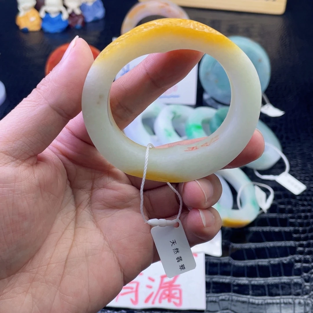 未镶嵌翡翠定制翡翠幸**草