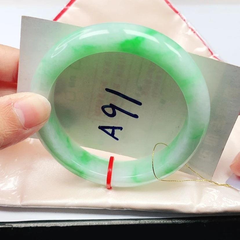 【闪购商品】翡翠手镯未镶嵌55圈