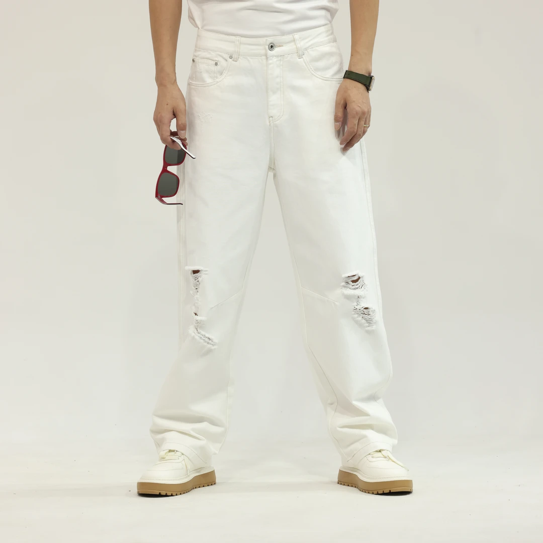 2025（陈先生设计款）夏季潮流高级感破洞纽扣免烫水洗白色牛仔裤