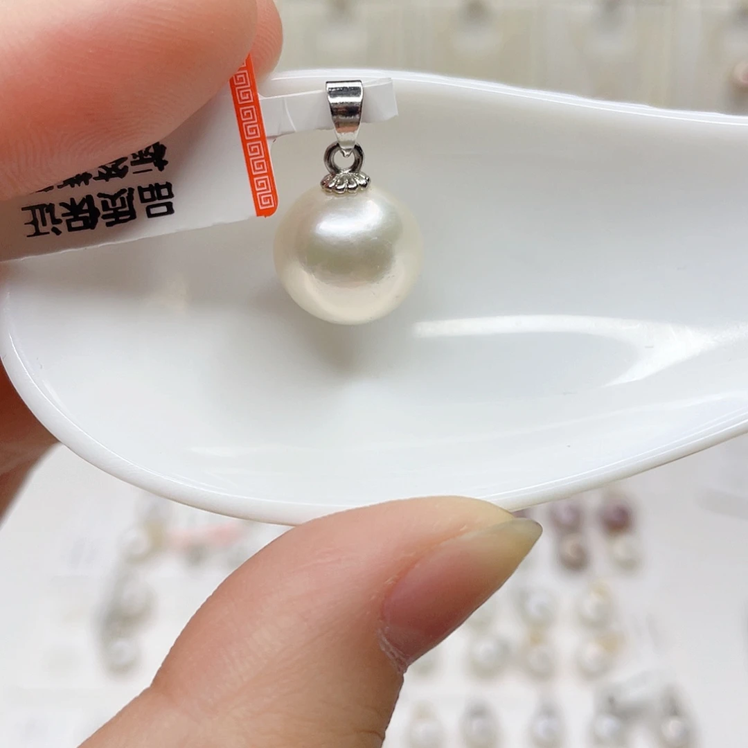 合金吊坠(赠链)淡水珍珠