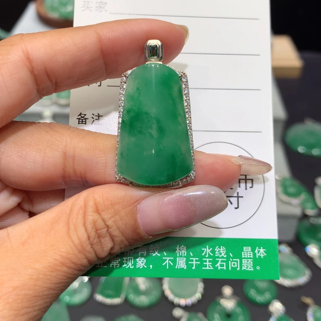 颈饰银S925镶嵌石英质玉