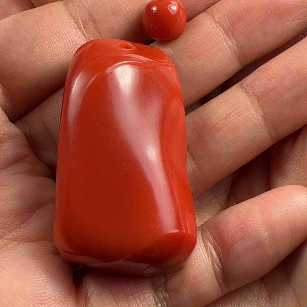 南红玛瑙吊坠未镶嵌川*