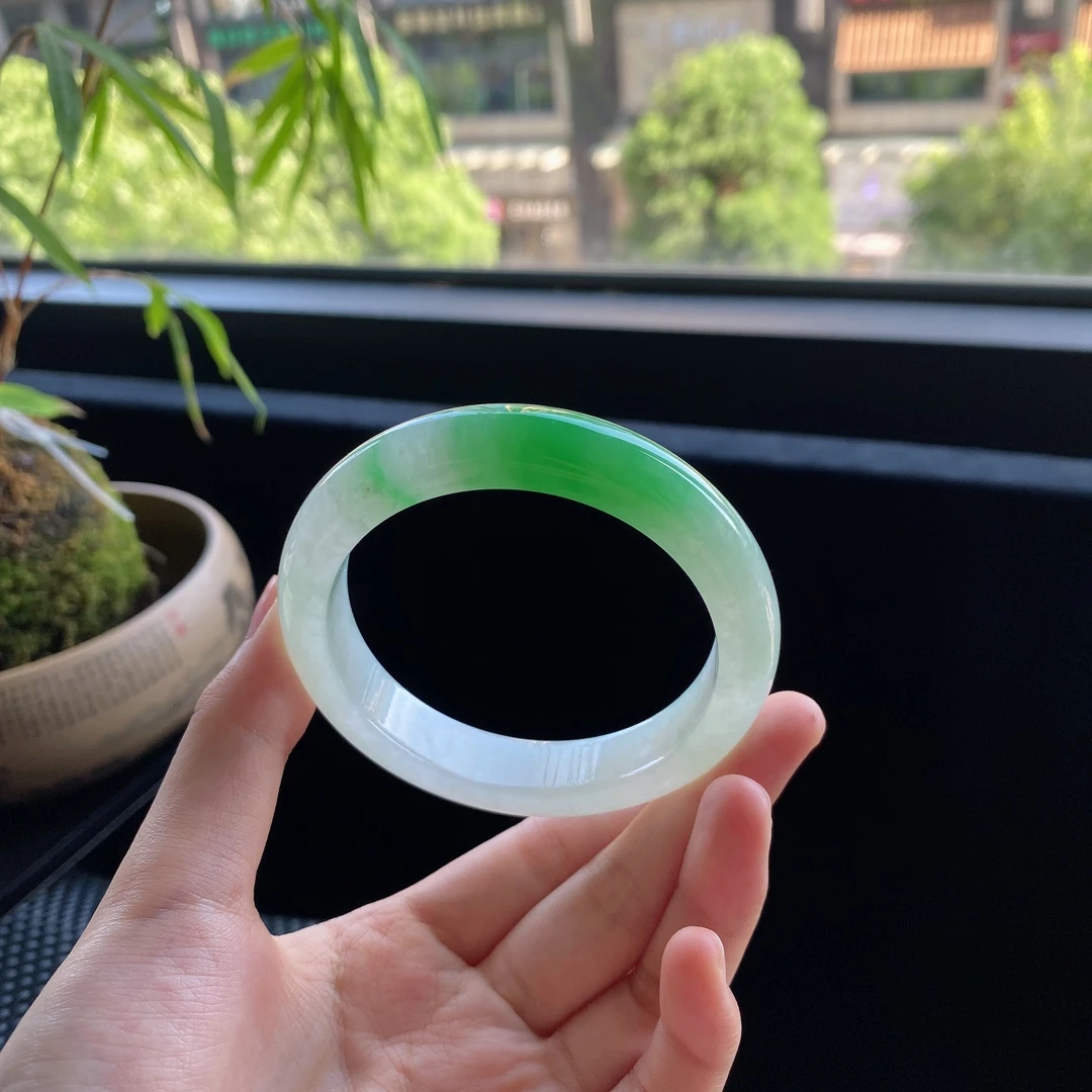 好色珠宝  圈口57缅甸老坑A货糯冰种阳绿正圈女款翡翠手镯