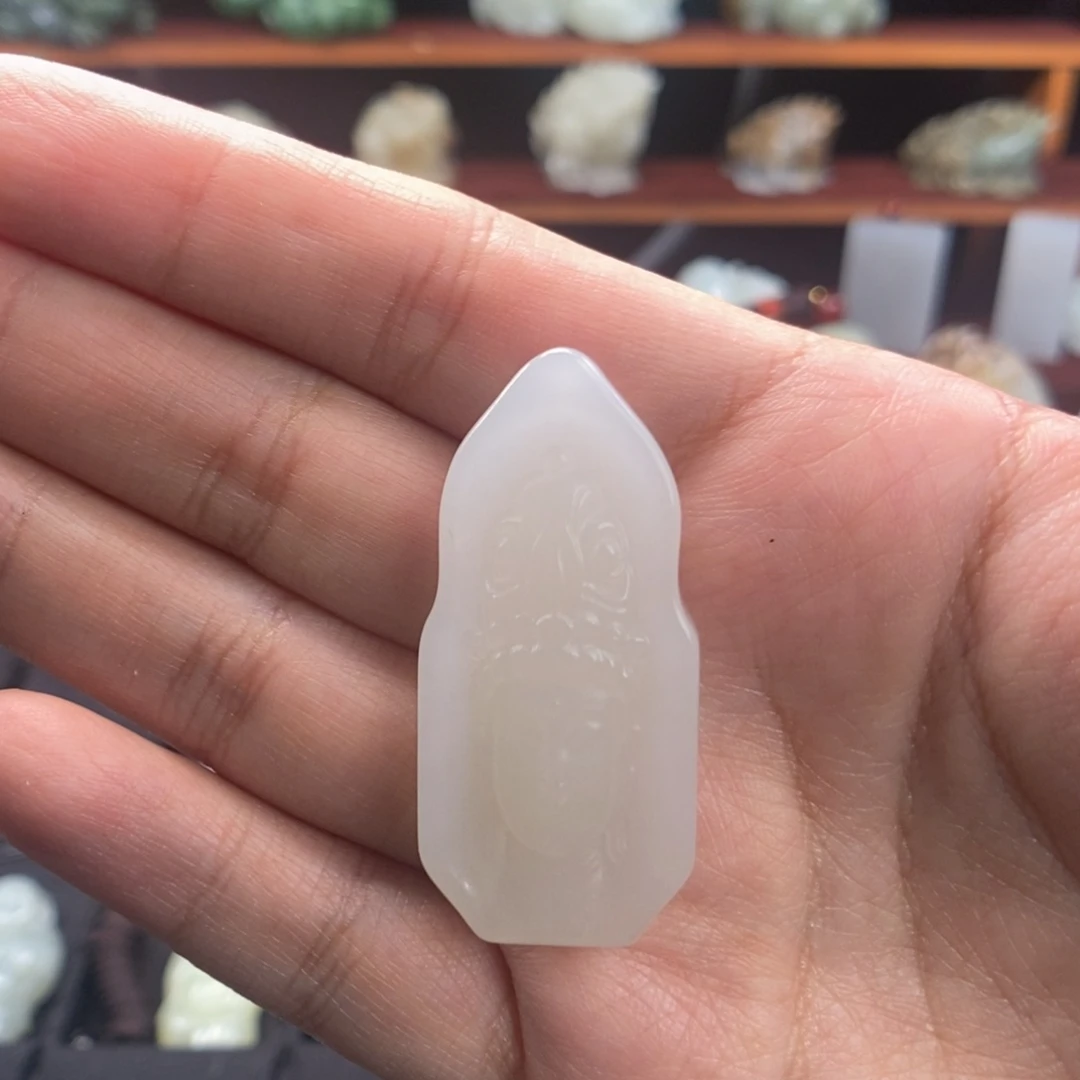 和田玉（糖玉）未镶嵌颈饰