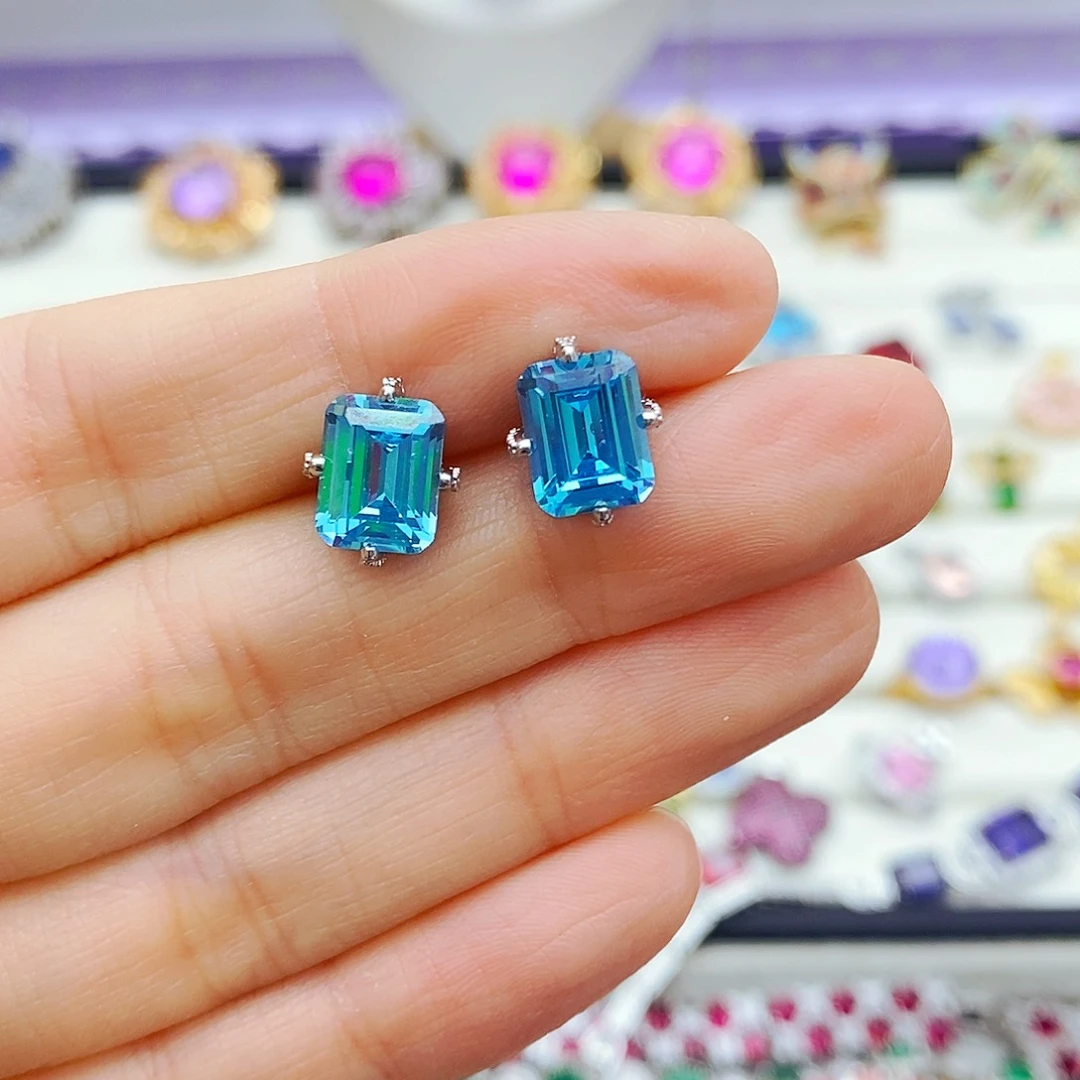 未镶嵌耳坠海蓝宝石