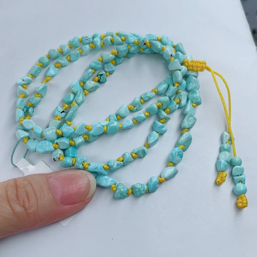 绿松石颈饰未镶嵌