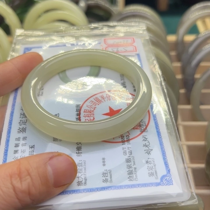 和田玉手镯未镶嵌用****010033