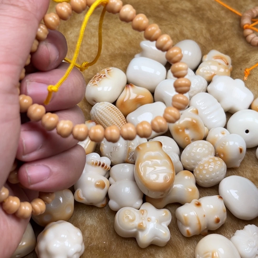 只买单纯的吊坠，没带链子，属的性质。