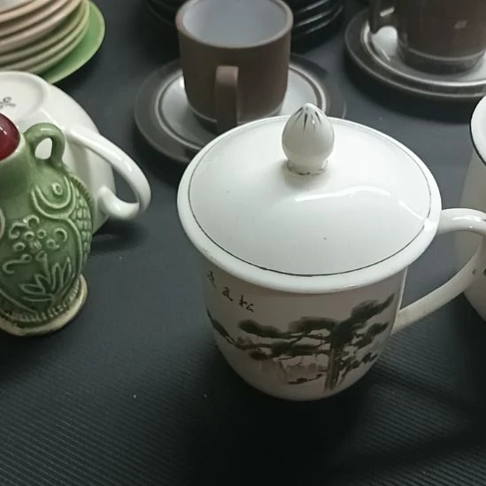 独***雪迎客松陶瓷茶杯。。。。。