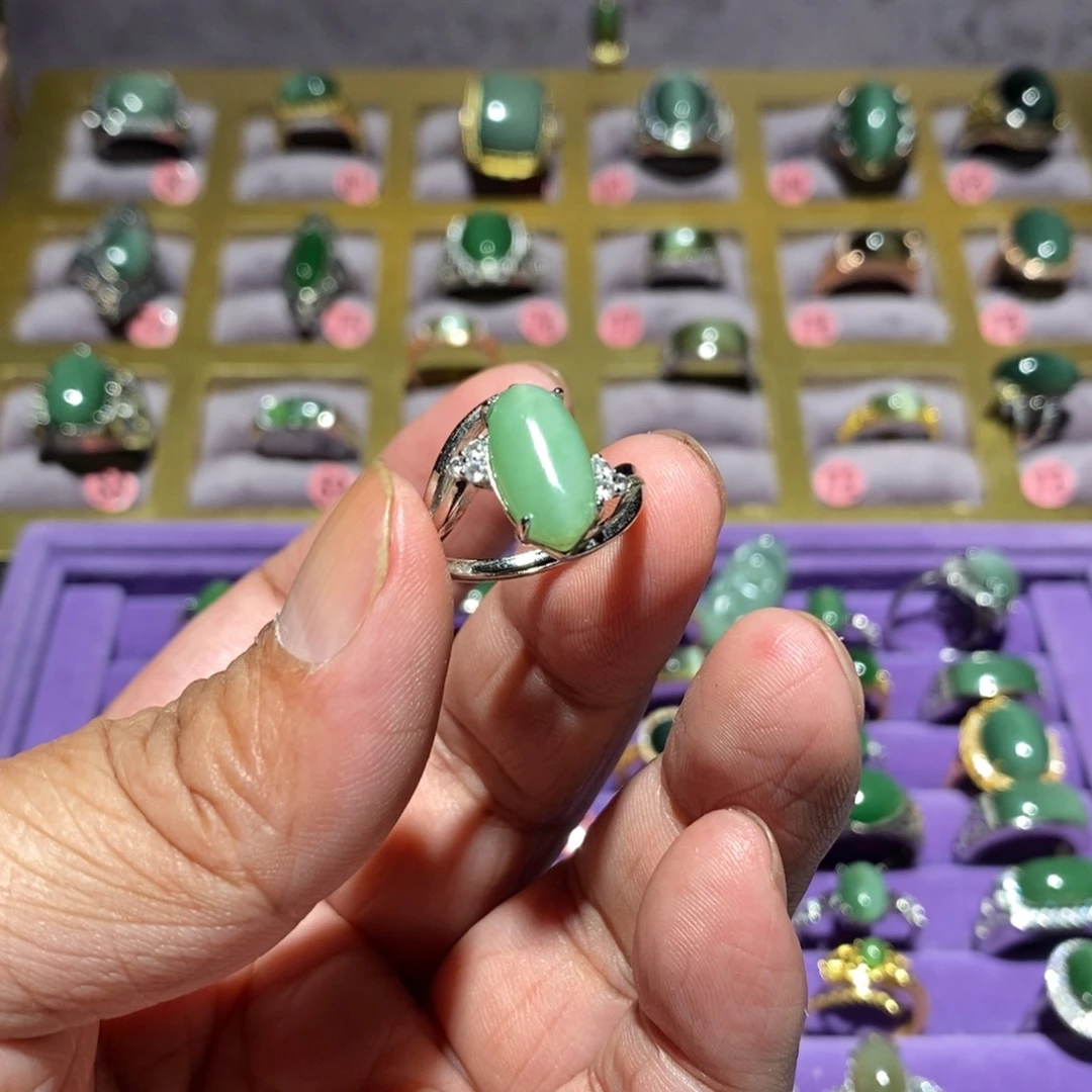 和田玉（碧玉）戒指未镶嵌