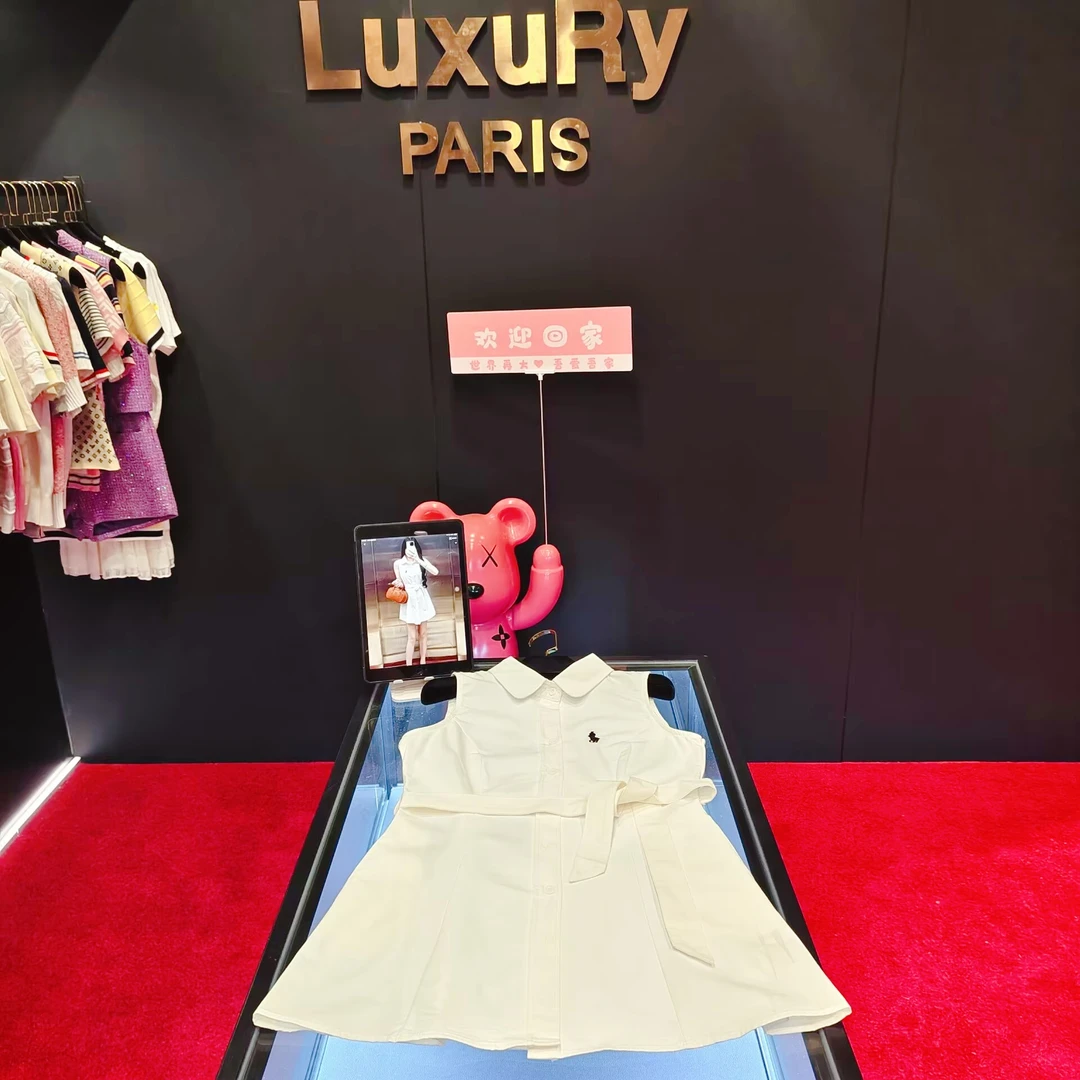 4860 夏季新款气质翻领连衣裙高腰无袖白色休闲时尚